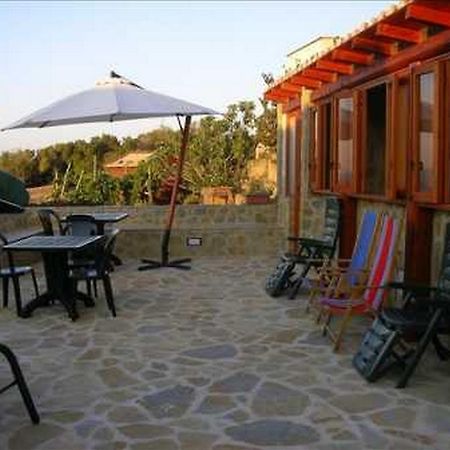 Case Vacanze La Cernia Bruna Isola di Ustica Exterior foto