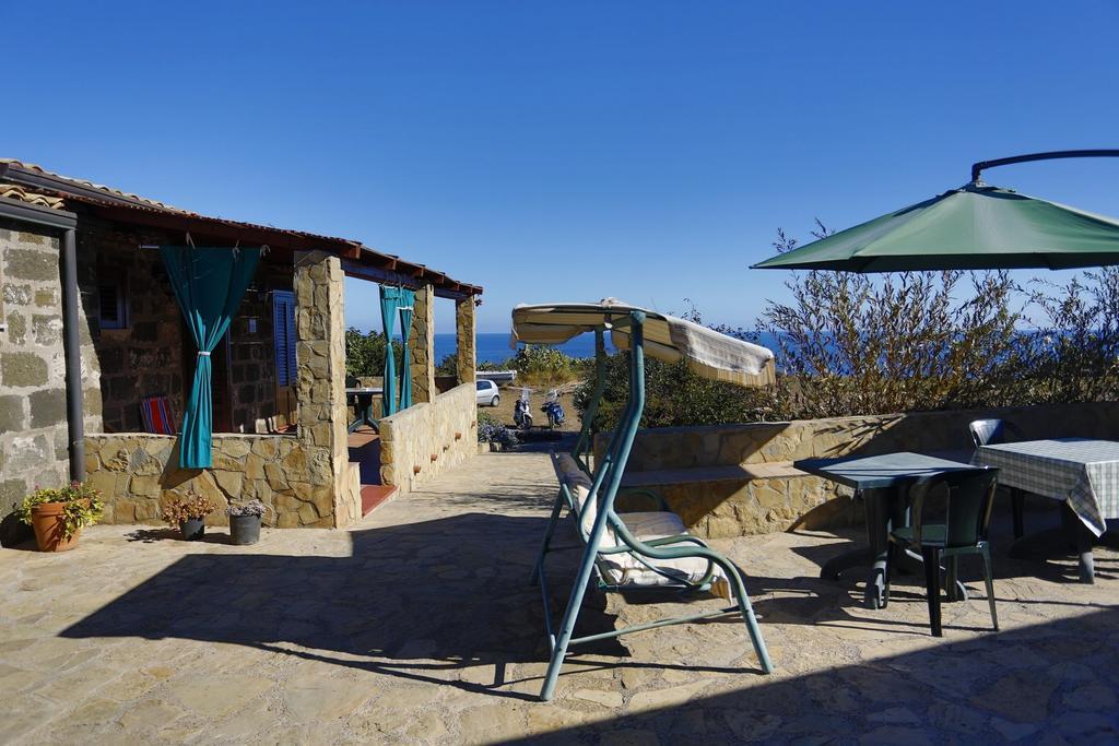 Case Vacanze La Cernia Bruna Isola di Ustica Exterior foto